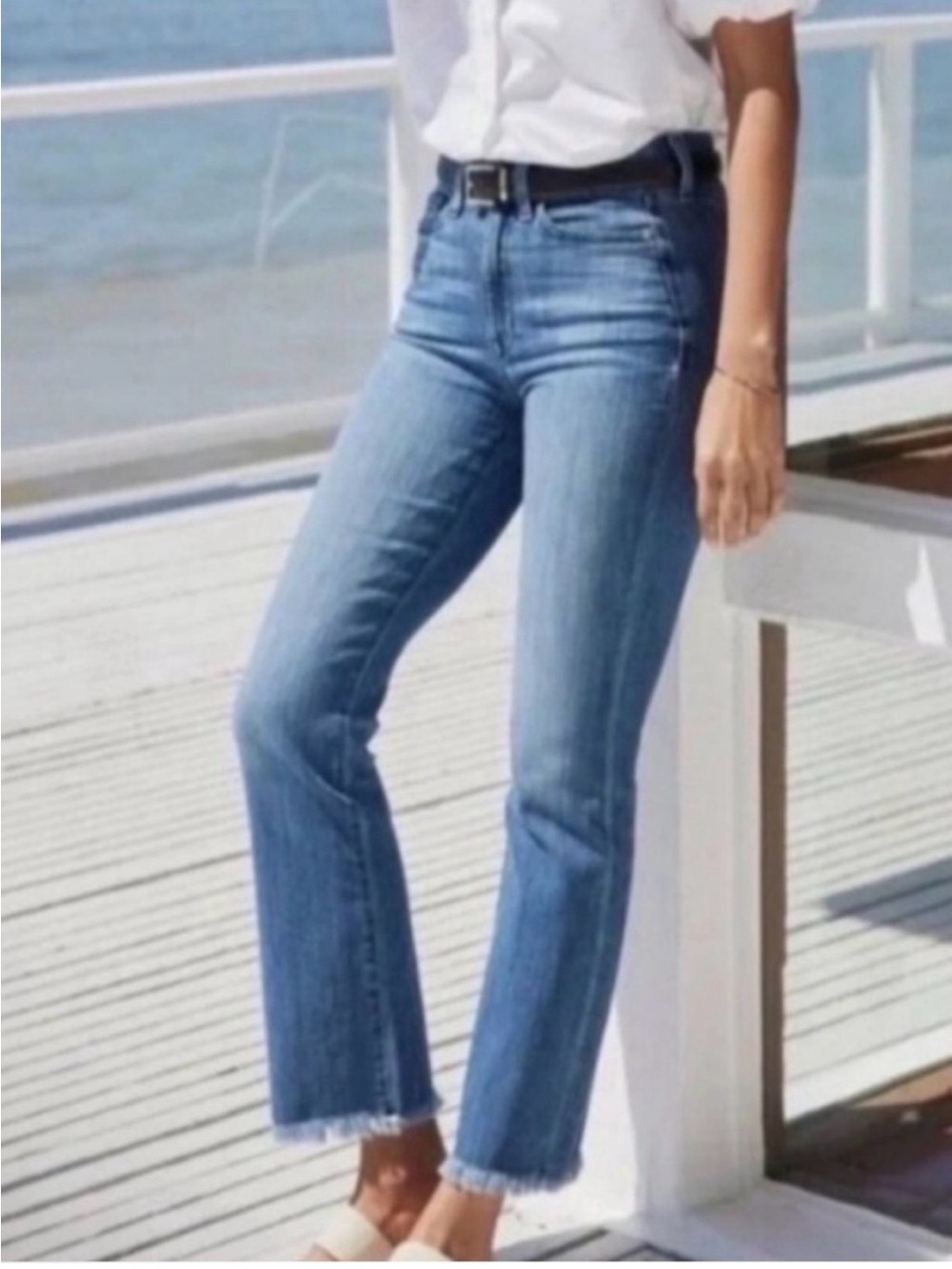 AYR "The Bomb Pop" Jeans Womens Size 28 Frayed Hem Straight Leg Blue Denim